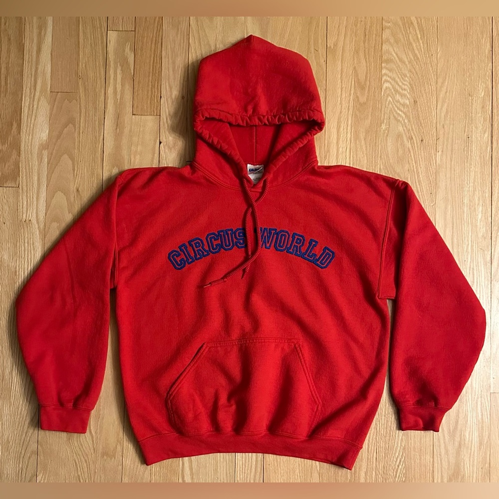 Circus World Pullover Red Hoodie Sweatshirt, Men’s, Size M - Picture 1 of 5